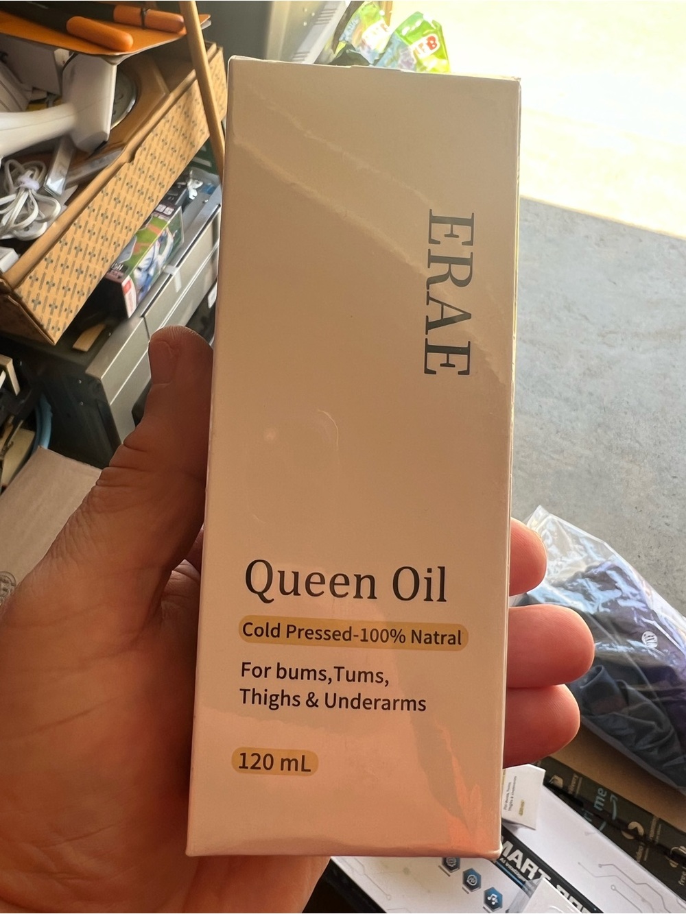 Queen Oil Cream-Colored Nourishing Face & Body Oil